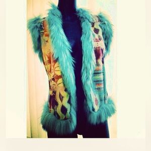 New without tags from designer store Holt Renfrew beautiful & luxurious fur vest